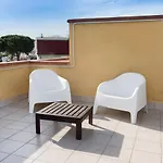 M285 - Marcelli, Comodo Trilocale Con Terrazzo Марчелли