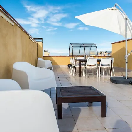 M285 - Marcelli, Comodo Trilocale Con Terrazzo Daire *