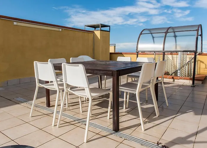 M285 - Marcelli, Comodo Trilocale Con Terrazzo Marcelli