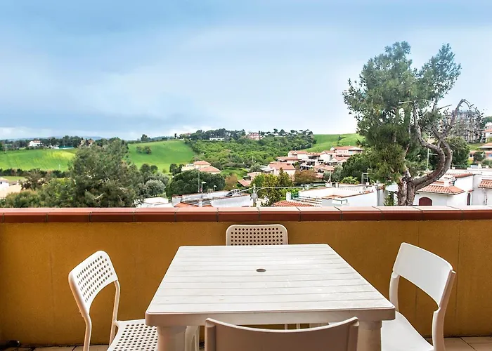 M285 - Marcelli, Comodo Trilocale Con Terrazzo * Marcelli