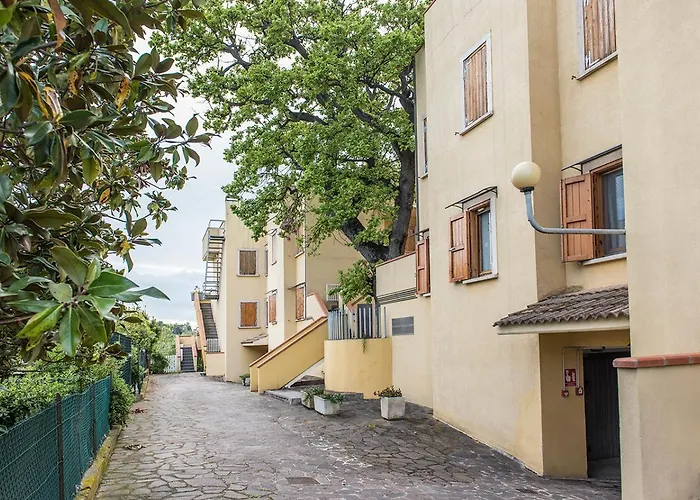 M285 - Marcelli, Comodo Trilocale Con Terrazzo Appartement