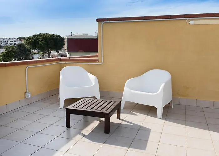 M285 - Marcelli, Comodo Trilocale Con Terrazzo Marcelli