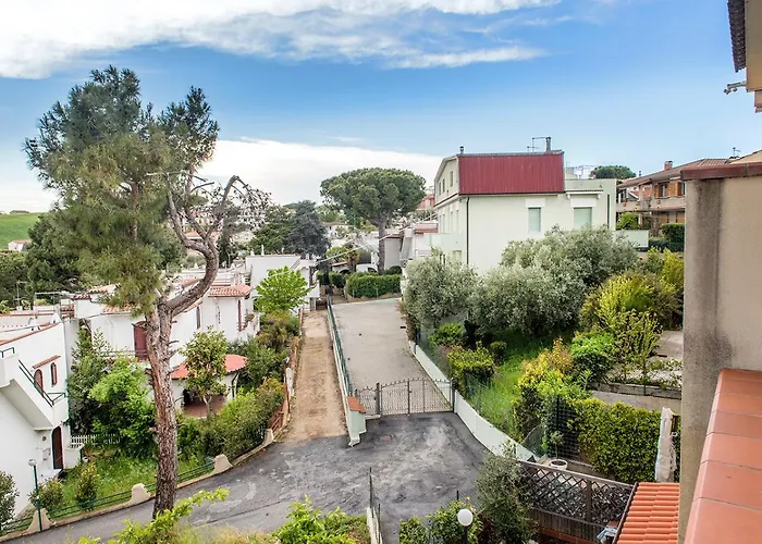 M285 - Marcelli, Comodo Trilocale Con Terrazzo Appartement *