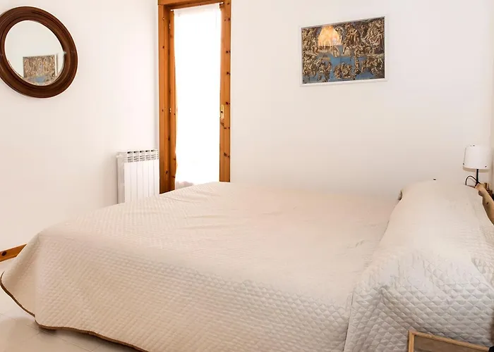 M285 - Marcelli, Comodo Trilocale Con Terrazzo Marcelli